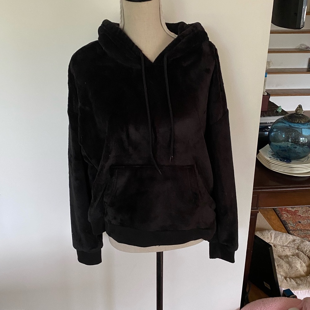 fuzzy crop top hoodie